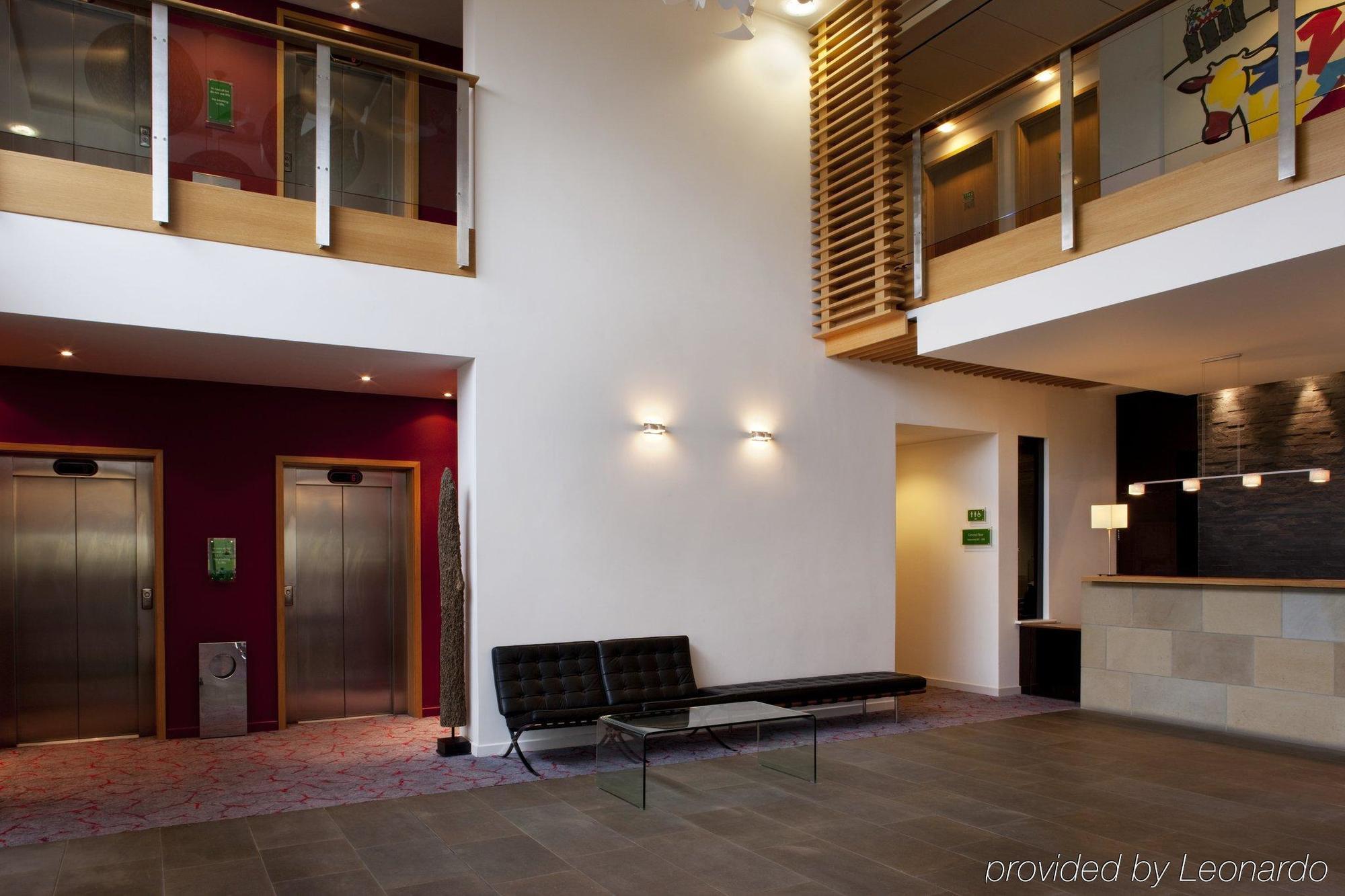 Holiday Inn Salisbury - Stonehenge By Ihg Amesbury Extérieur photo