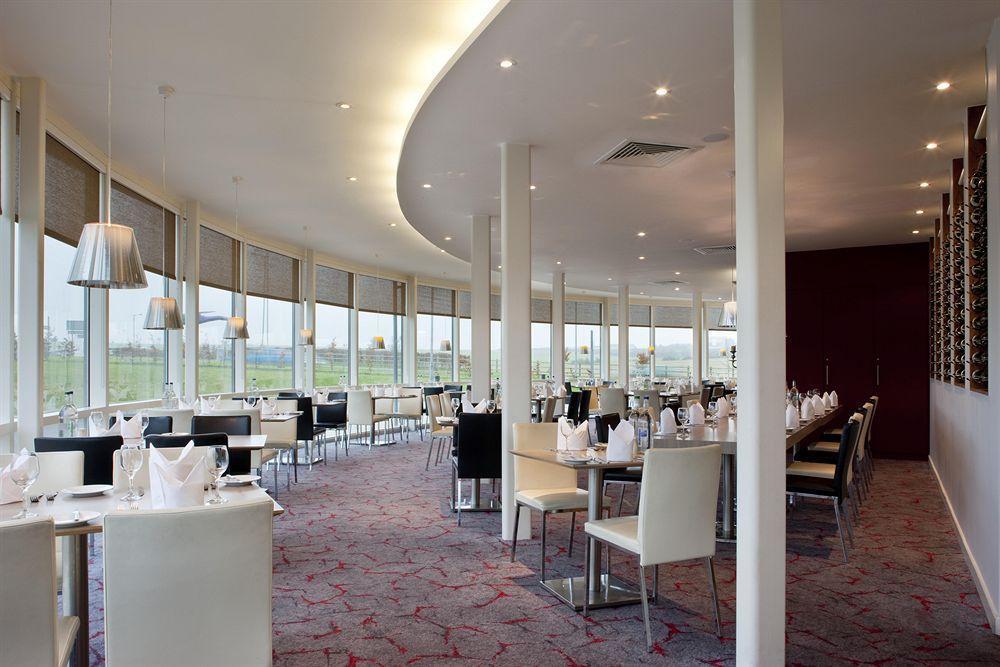 Holiday Inn Salisbury - Stonehenge By Ihg Amesbury Extérieur photo